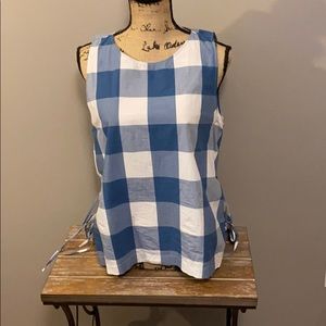 Loft side tie tank